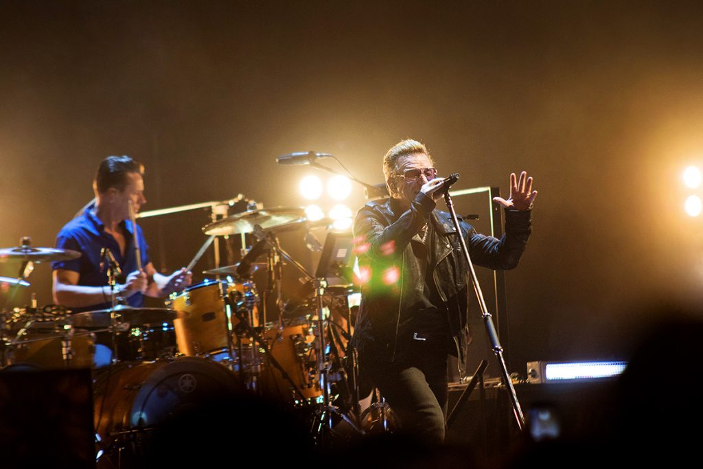 U2